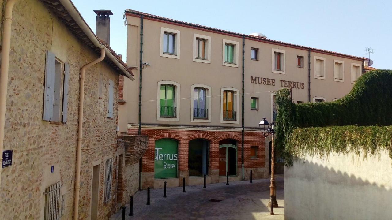 Maison Au Pied De La Cathedrale Elne Εξωτερικό φωτογραφία