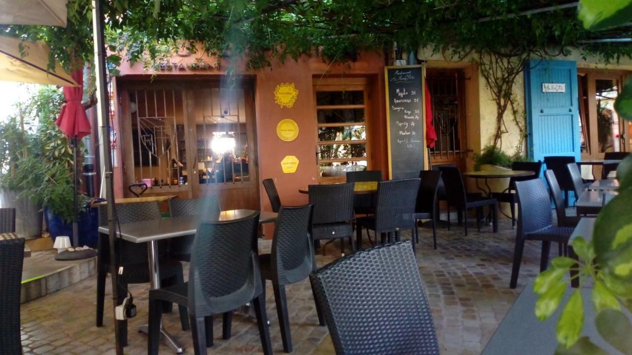 Maison Au Pied De La Cathedrale Elne Εξωτερικό φωτογραφία